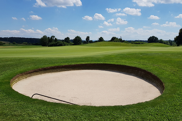 Bunkern ett jobbigt golfhinder?