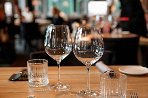 Förlängt avtal med restaurangen